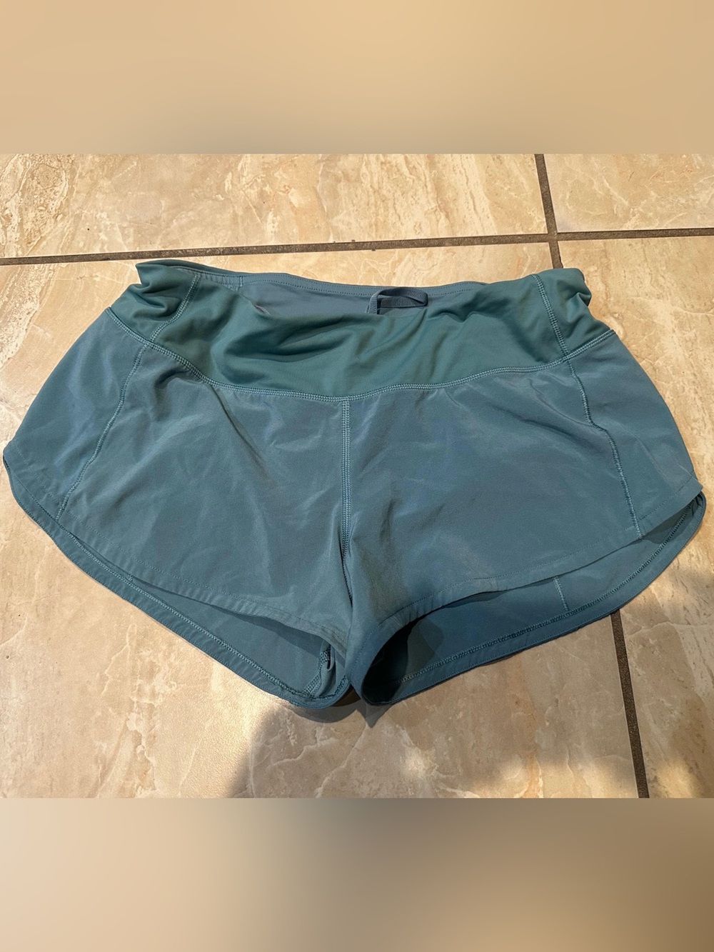 Aquatic Green Lululemon Speed Up Shorts Size 4